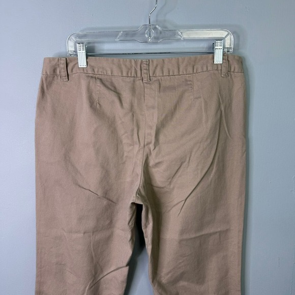 Disney Parks Khaki Tan Capri Pants Blue Embroidered Mickey Mouse Women's Size 12 - Picture 11 of 12